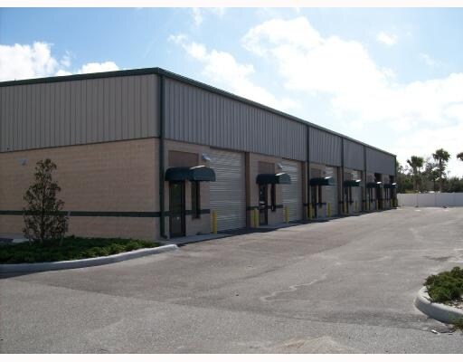 Primary Photo Of 19440-19450 Peachland Blvd, Port Charlotte Warehouse For Lease