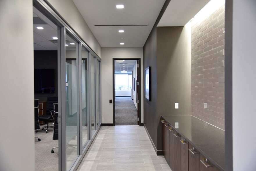 More Photos Of 250 Delaware Ave, Buffalo Office For Lease