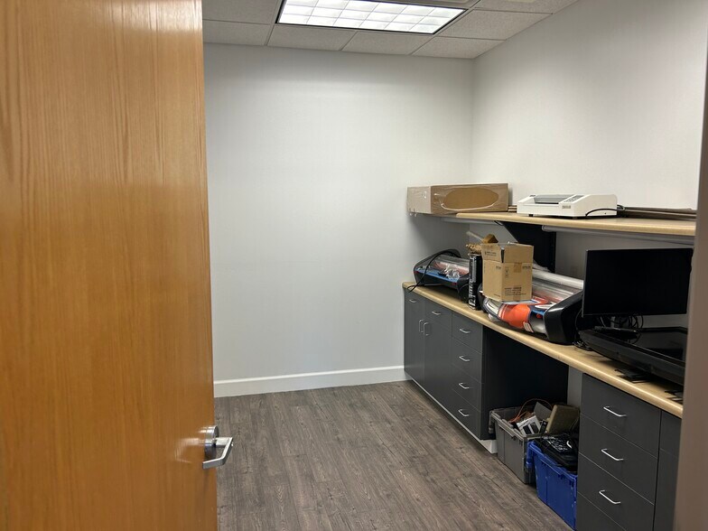 More Photos Of 18205 N 51st Ave, Glendale Office For Lease