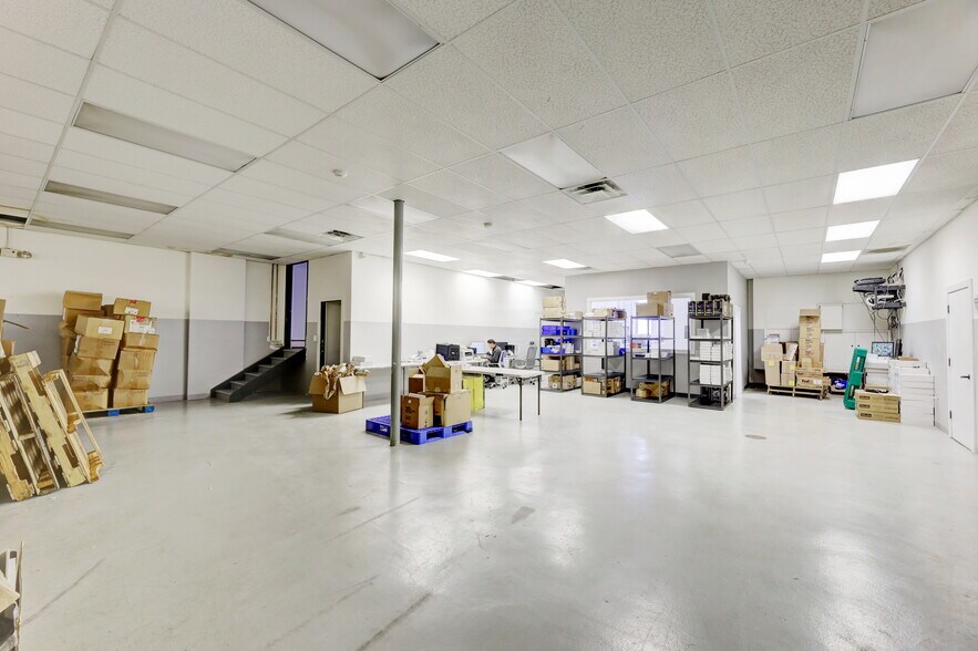 More Photos Of 174 Main Ave, Wallington Warehouse For Sale