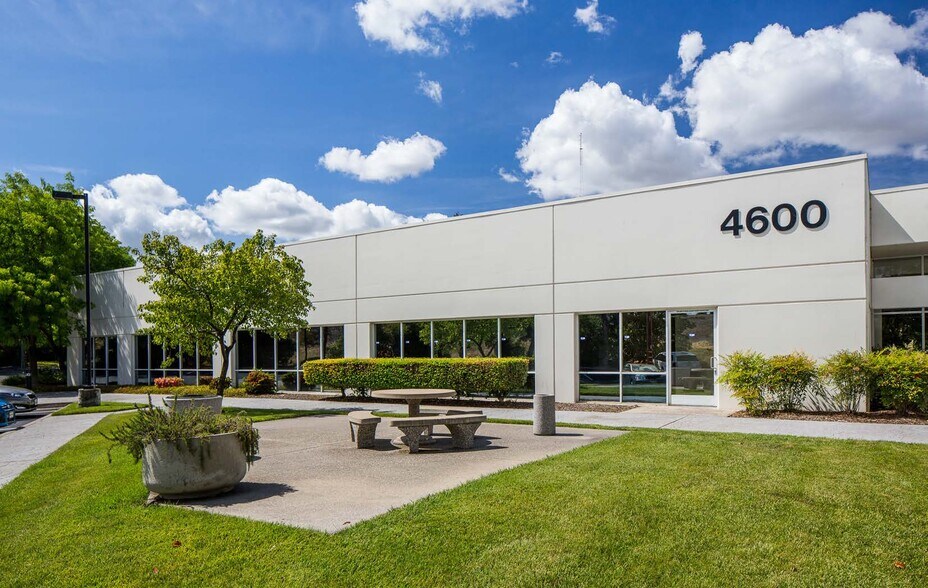 More Photos Of 4630 Northgate Blvd, Sacramento Unknown For Lease