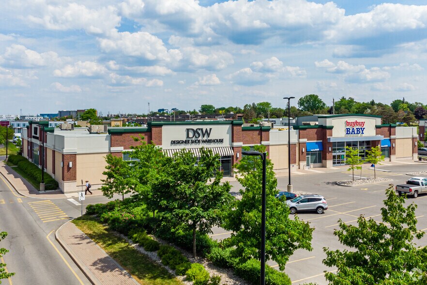 More Photos Of 595 Industrial Ave, Ottawa General Retail For Lease