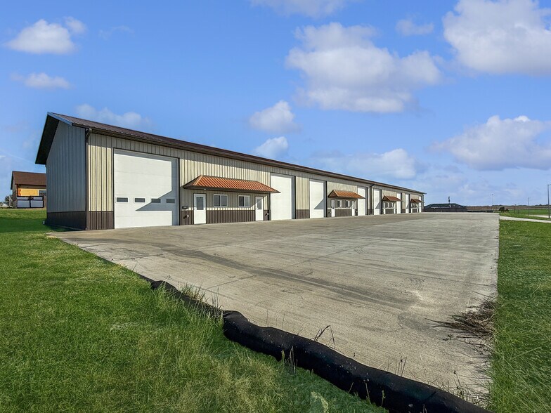 Primary Photo Of 606 Stagecoach Rd, Grinnell Industrial For Sale