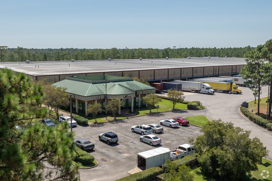 Primary Photo Of 4505 Commerce Blvd S, Mobile Distribution For Sale