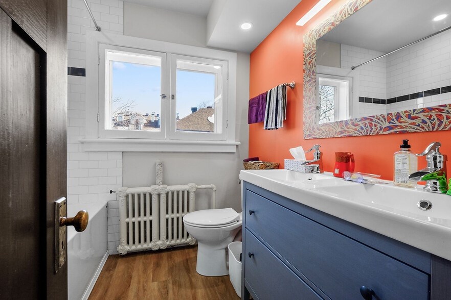 More Photos Of 1031 Carling Av, Ottawa Apartments For Sale