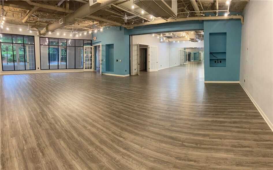 More Photos Of 1675 Cumberland Parkway - Unit 202-203-Bld 200, Smyrna Office For Sale