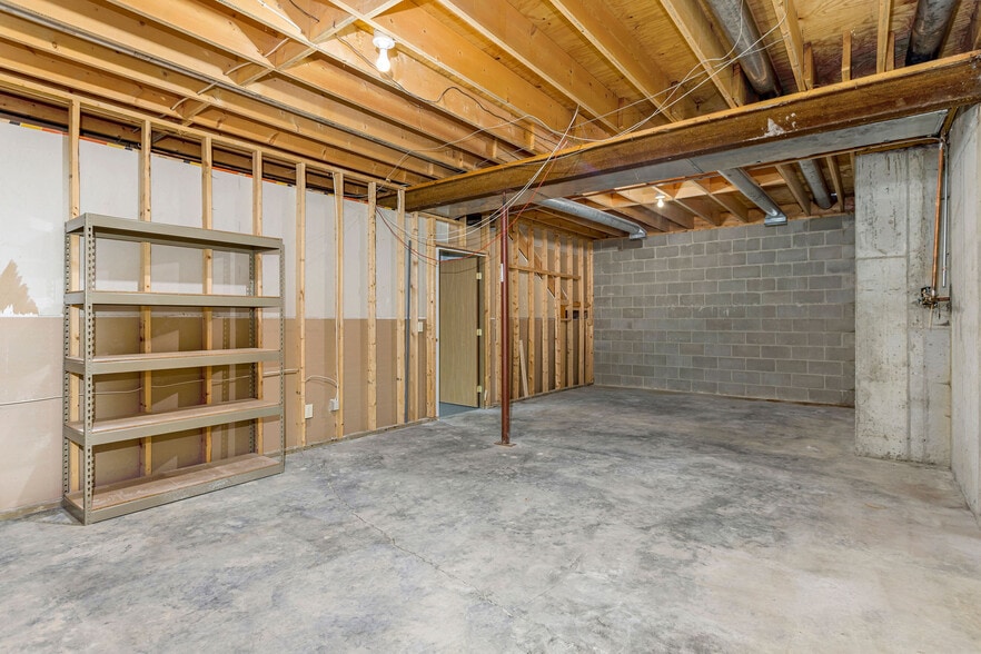 More Photos Of 5850 Boymel Dr, Fairfield Medical For Sale