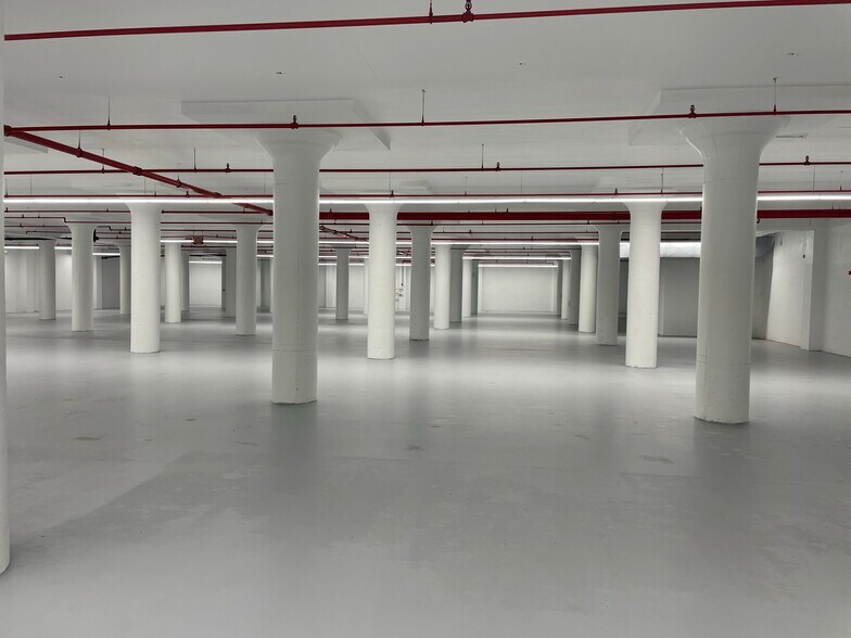 More Photos Of 180 Mill St, Cranston Distribution For Lease