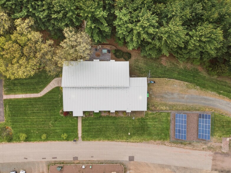 More Photos Of 2725 Arbor Ct, Eau Claire Office For Sale
