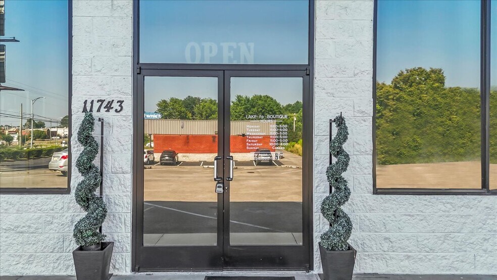 More Photos Of 11743 US Highway 431, Guntersville General Retail For Sale