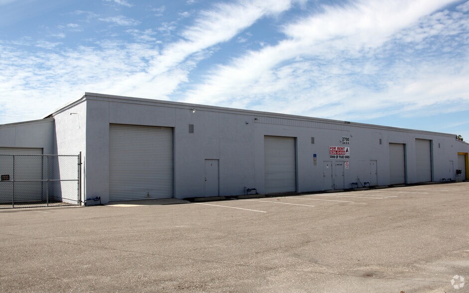 Primary Photo Of 2700 23rd St N, Saint Petersburg Warehouse For Lease