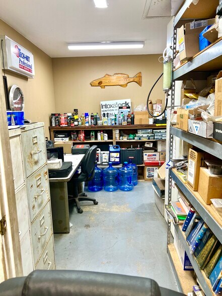 More Photos Of 1875 State Highway 35 Byp, Rockport Warehouse For Sale