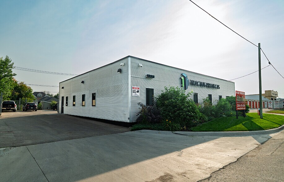 Primary Photo Of 1000 Elgin Av, Winnipeg Office For Lease