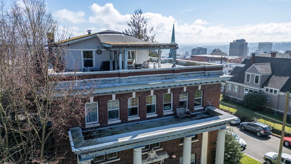 More Photos Of , Tacoma Multifamily For Sale
