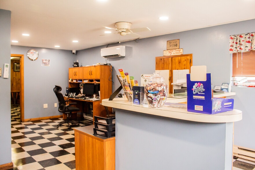 More Photos Of 8 Englewood St, Webster Auto Repair For Sale