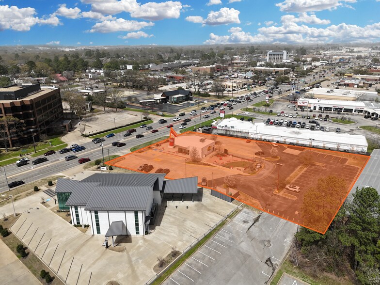 More Photos Of 6106 S Broadway Ave, Tyler Restaurant For Sale