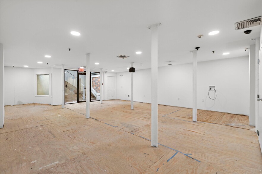 More Photos Of 225 Washington St, Hoboken Storefront Retail Residential For Sale