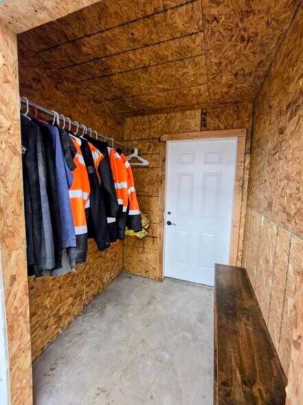 More Photos Of 211 SW Texas Ave, Lawton Warehouse For Sale