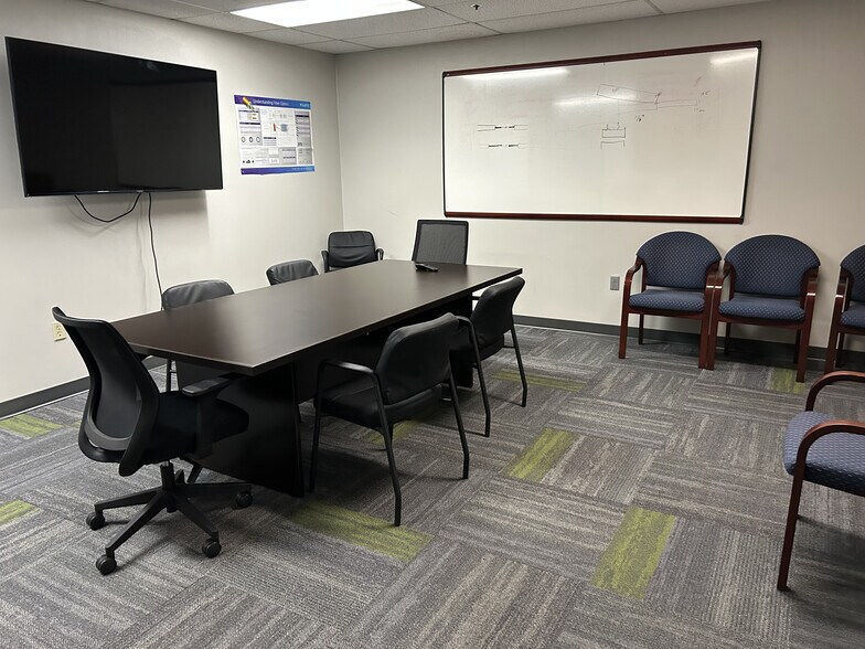 More Photos Of 11 Commerce Blvd, Palm Coast Manufacturing For Lease