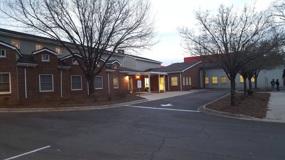 More Photos Of 1201-1203 Colonial Commons Ct, Lancaster Medical For Lease