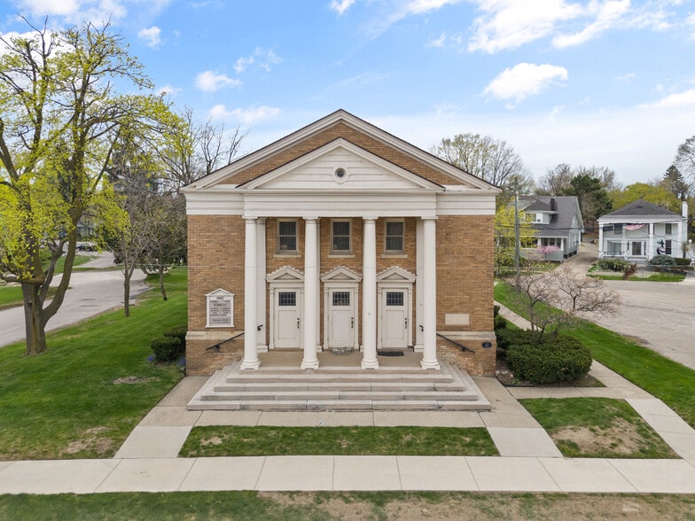 Primary Photo Of 71 S Washington St, Oxford Religious Facility For Sale