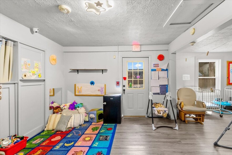 More Photos Of 57 Merritt St SE, Marietta Daycare Center For Sale