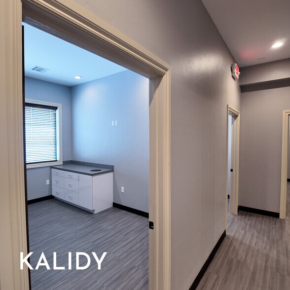 More Photos Of 2220 NW 164th St, Edmond Office For Sale