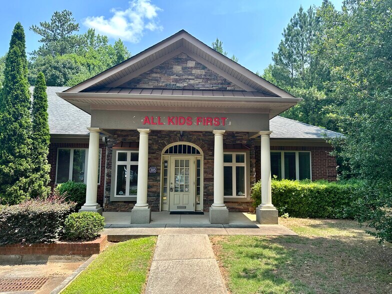 More Photos Of 4720 Peachtree Industrial Blvd, Berkeley Lake Office For Lease