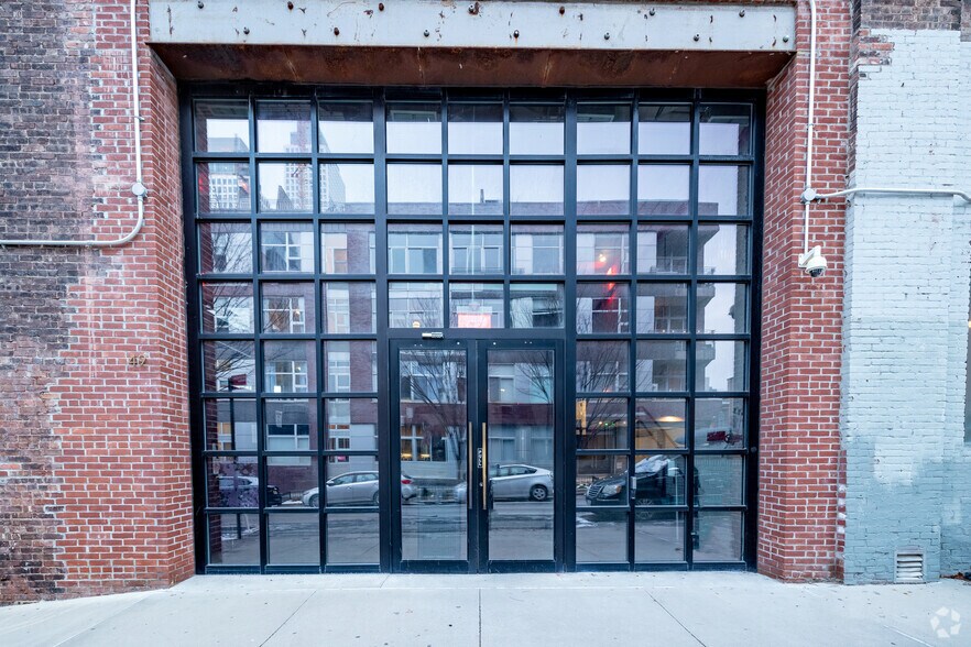 More Photos Of 289 Kent Ave, Brooklyn Unknown For Lease