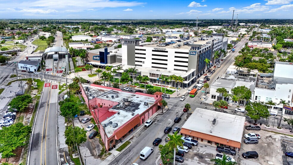 More Photos Of 21 S Krome Ave, Homestead Storefront For Sale