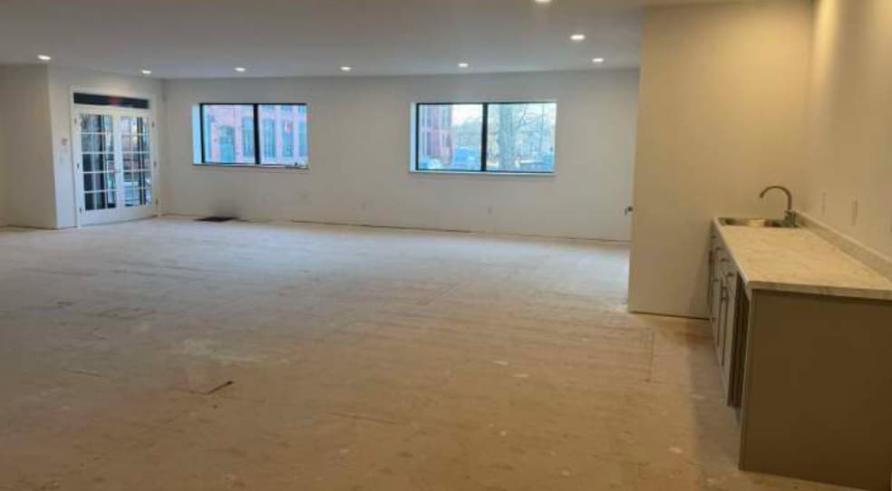 More Photos Of 35 State St, Ludlow Storefront Retail Office For Lease