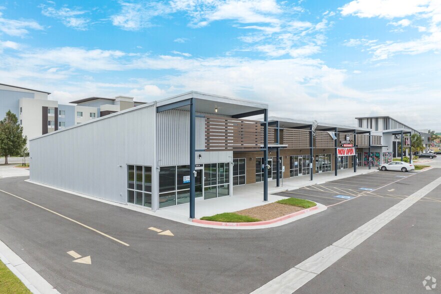 Primary Photo Of 500 W Trenton Rd, Edinburg Storefront For Lease