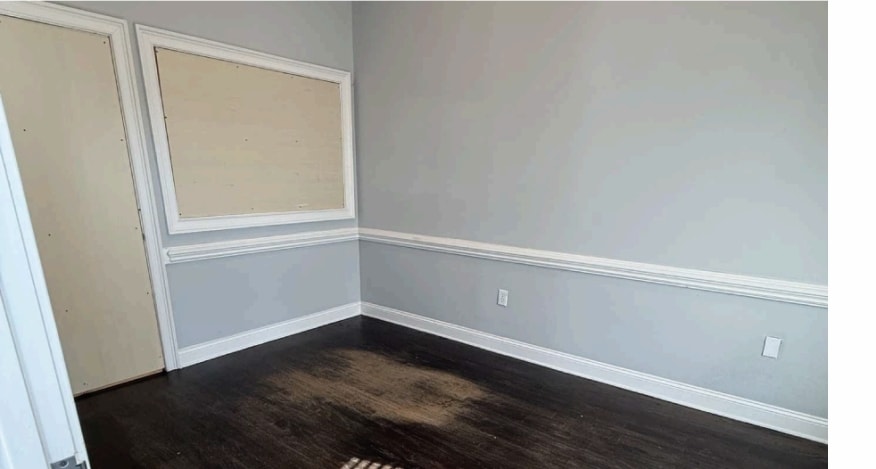 More Photos Of 7 Brendan Way, Greenville Storefront Retail Office For Lease