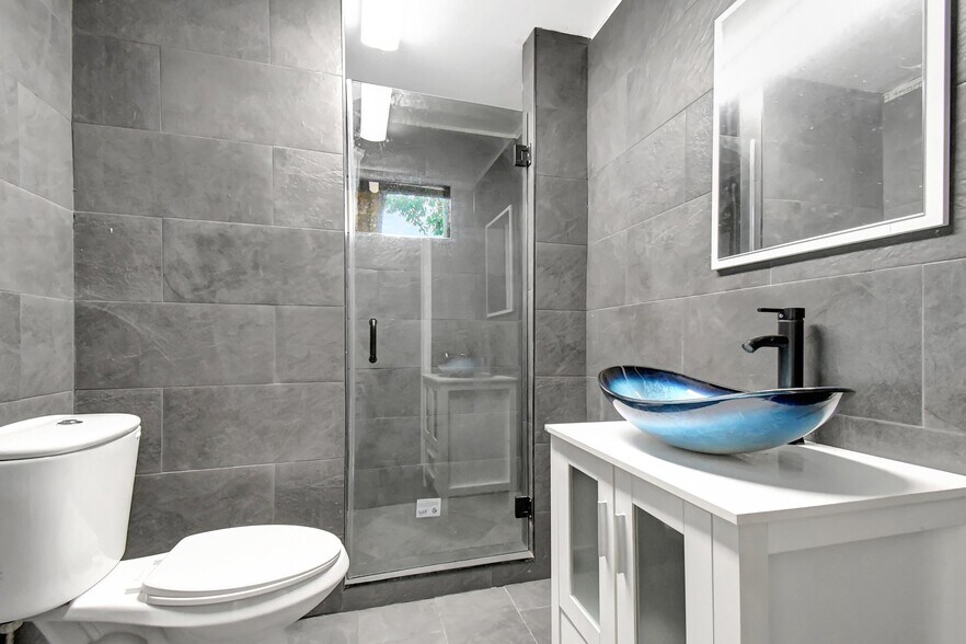 More Photos Of 2160 NW 24th St, Fort Lauderdale Land For Sale