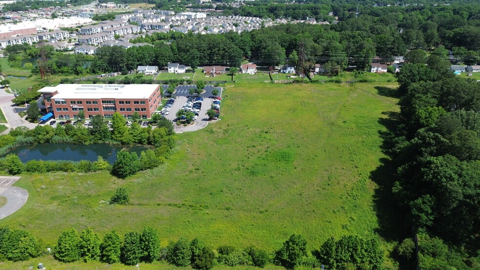 More Photos Of 1050 University Blvd, Portsmouth Light Distribution For Lease