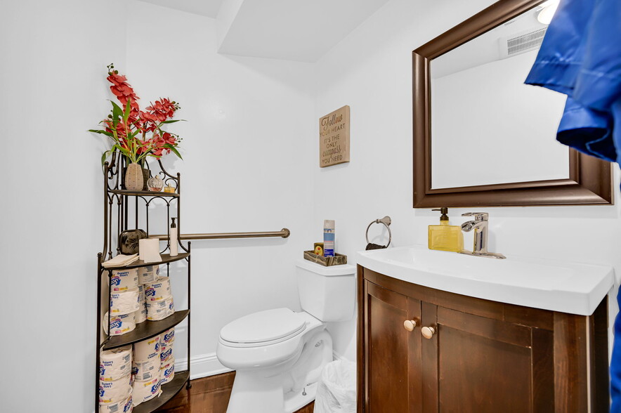 More Photos Of 2 Broadway, Valhalla Office For Sale