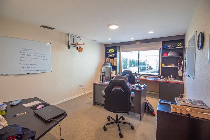 More Photos Of 8261 Burnt Store Rd, Punta Gorda Warehouse For Sale