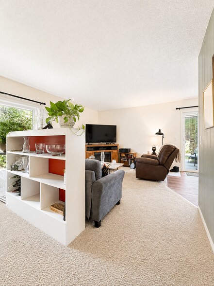 More Photos Of 1229 Poly Dr, Billings Apartments For Sale