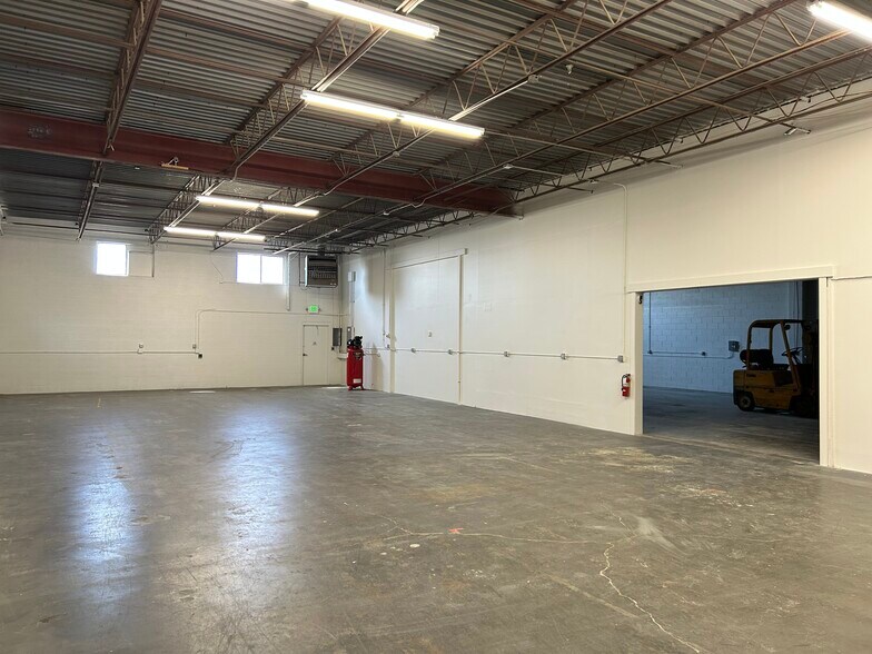 More Photos Of 1972-1980 W Iliff Ave, Englewood Industrial For Lease