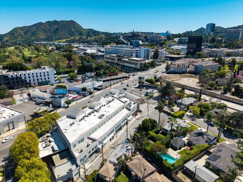 More Photos Of 4123 Lankershim Blvd, North Hollywood Office For Sale