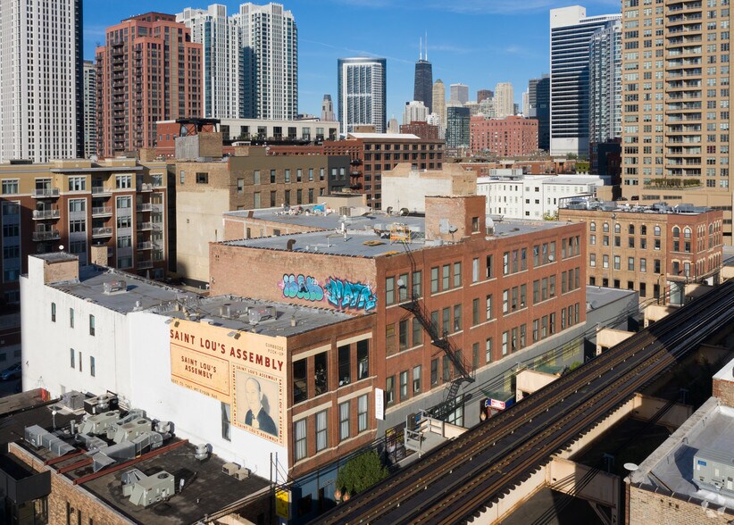 More Photos Of 650 W Lake St, Chicago Loft Creative Space For Lease