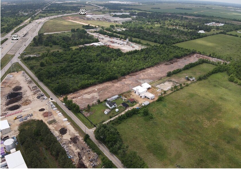 More Photos Of 25540 Zube Road, Hockley Unknown For Lease