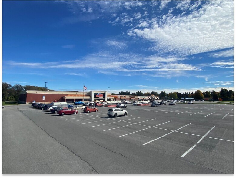More Photos Of 2422 Madison Marketplace, Hamilton Land For Lease