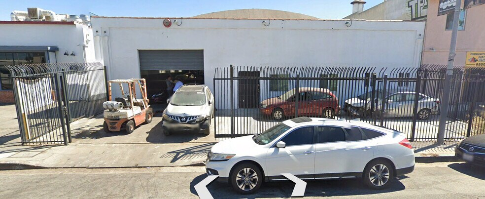 More Photos Of 6740 Crenshaw Blvd, Los Angeles Auto Repair For Lease
