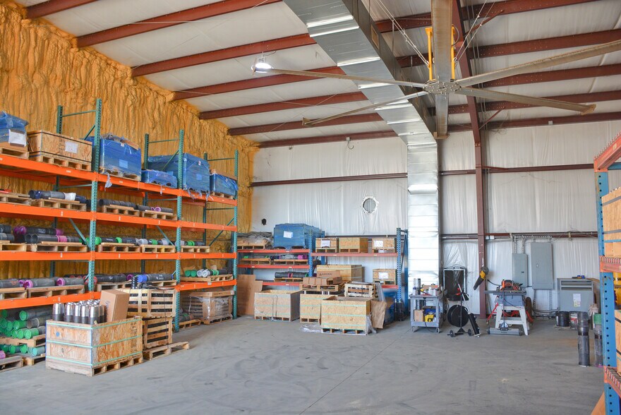 More Photos Of 35423 SH 249, Suite 12, Pinehurst Warehouse For Lease