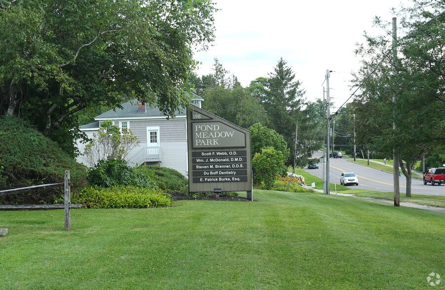 More Photos Of 198 N Main St, Rutland Office For Sale
