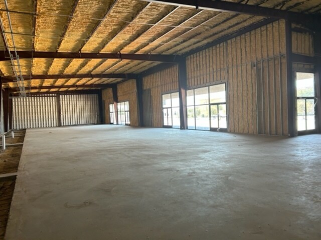 More Photos Of 7219 Rocio Dr, Laredo Office For Lease
