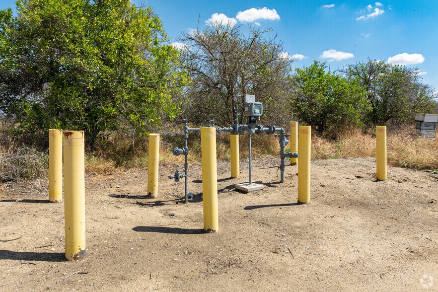 More Photos Of Porterville Hwy, Delano Land For Sale