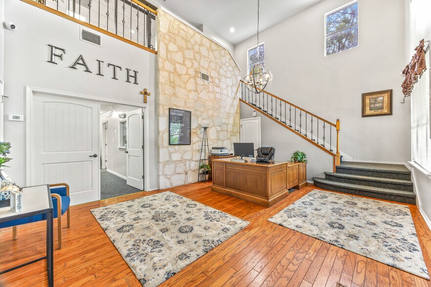More Photos Of 18965 FM 2252, Garden Ridge Office For Sale