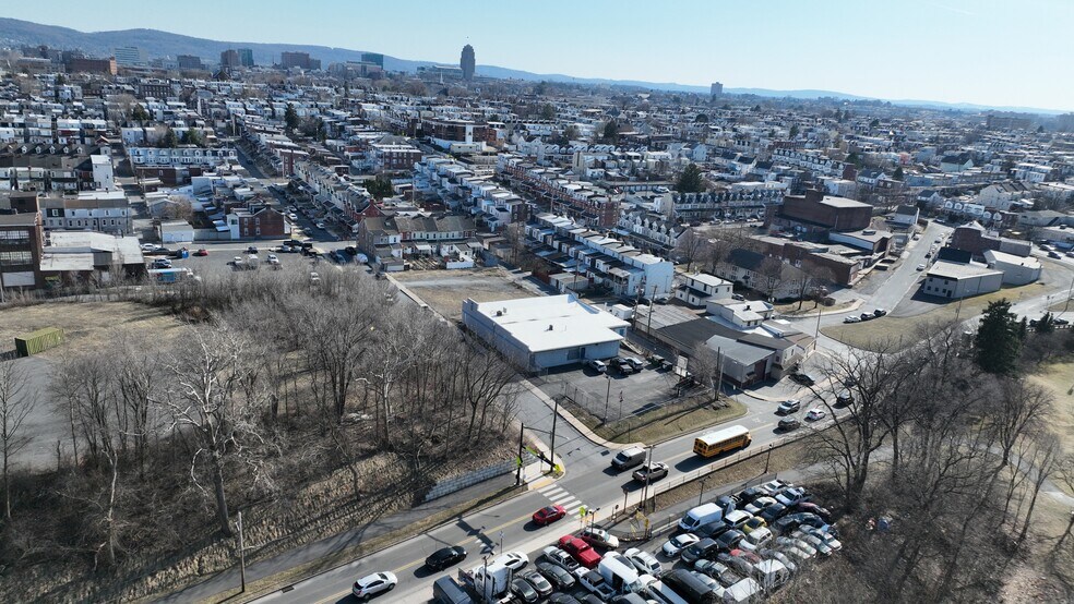 More Photos Of 958 N Penn St, Allentown Warehouse For Sale